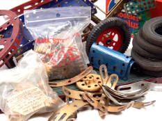MECCANO (1)
