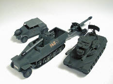 DINKY TOYS (GB) (3)