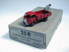 DINKY TOYS (FRANCE) (2)