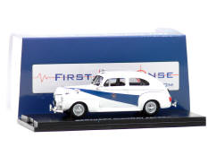 FIRST RESPONSE REPLICAS (USA) (1)