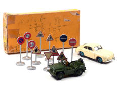 DINKY TOYS (GB) (3)