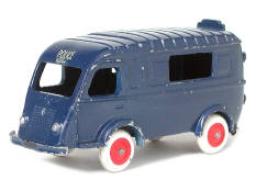 C.I.J. (FRANCE) (1)