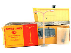 DINKY TOYS (2)