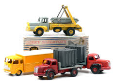 DINKY TOYS (FRANCE) (4)