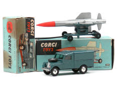 CORGI TOYS (GB) (2)