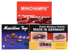 EDITIONS SCHIFFER & DIVERS (3)