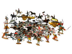 FIGURINES DIVERSES (1)