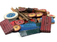 MECCANO (1)