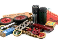 MECCANO (1)