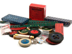 MECCANO (1)