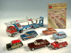 CORGI TOYS (2)