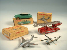 DINKY TOYS (FRANCE) (4)