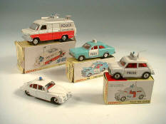 DINKY TOYS (GB) (4)