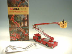 CORGI TOYS (1)