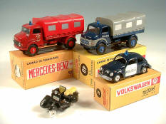DIVERS (4)