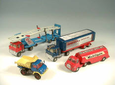 CORGI TOYS (GB) (4)