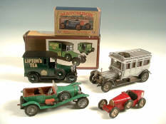 MATCHBOX & CORGI TOYS (4)