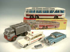 DINKY TOYS GB & JRD (4)