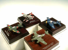 DIVERS (4)