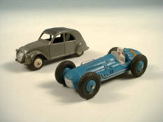 DINKY TOYS (FRANCE) (2)