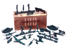 100TOY SOLDIERS (USA) (1)