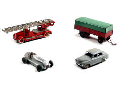 DINKY TOYS (FRANCE) (4)