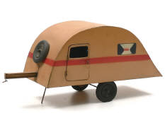 C.I.J. (FRANCE) (1)