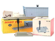 DINKY TOYS (FRANCE) (2)
