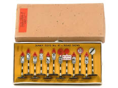 DINKY TOYS (GB) (1)