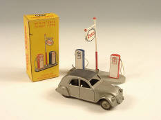 DINKY TOYS (FRANCE) (2)