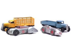 DINKY TOYS (GB) (4)
