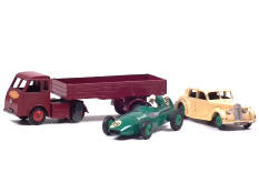 DINKY TOYS (GB) (3)