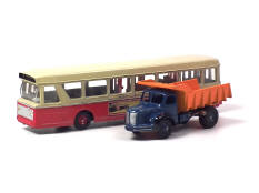 DINKY TOYS (FRANCE) (2)