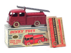 DINKY TOYS (FRANCE) (1)