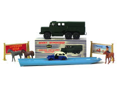 DINKY TOYS (GB) (8)