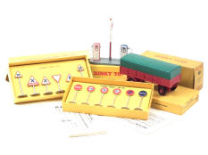 DINKY TOYS (FRANCE) (2)