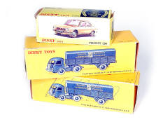 DINKY TOYS (FRANCE) (3)