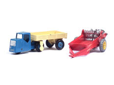DINKY TOYS (GB) (2)