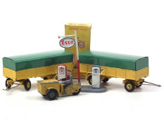 DINKY TOYS (FRANCE) (4)