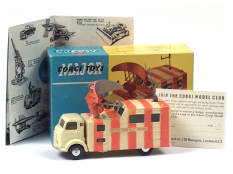 CORGI TOYS (GB) (1)