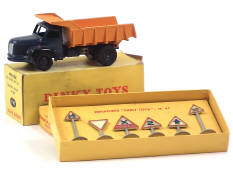 DINKY TOYS (FRANCE) (2)