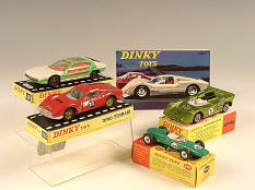 DINKY TOYS DIVERS (5)