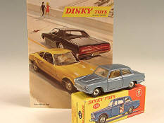 DINKY TOYS DIVERS (2)