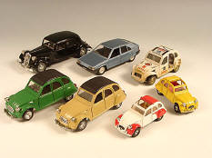 POLISTIL & DIVERS (7)