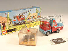 CORGI TOYS (GB) (1)