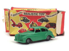 REALISTIC TOY (GB) (1)