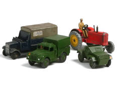 DINKY TOYS (GB) (4)