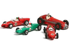 DINKY TOYS (GB) (4)