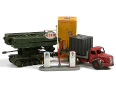 DINKY TOYS (FRANCE) (3)
