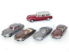 DINKY TOYS (FRANCE) (5)